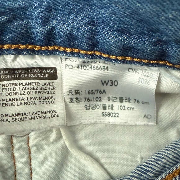 Levi’s Blue High-Waisted Cuffed Jean Shorts - Picture 8 of 9